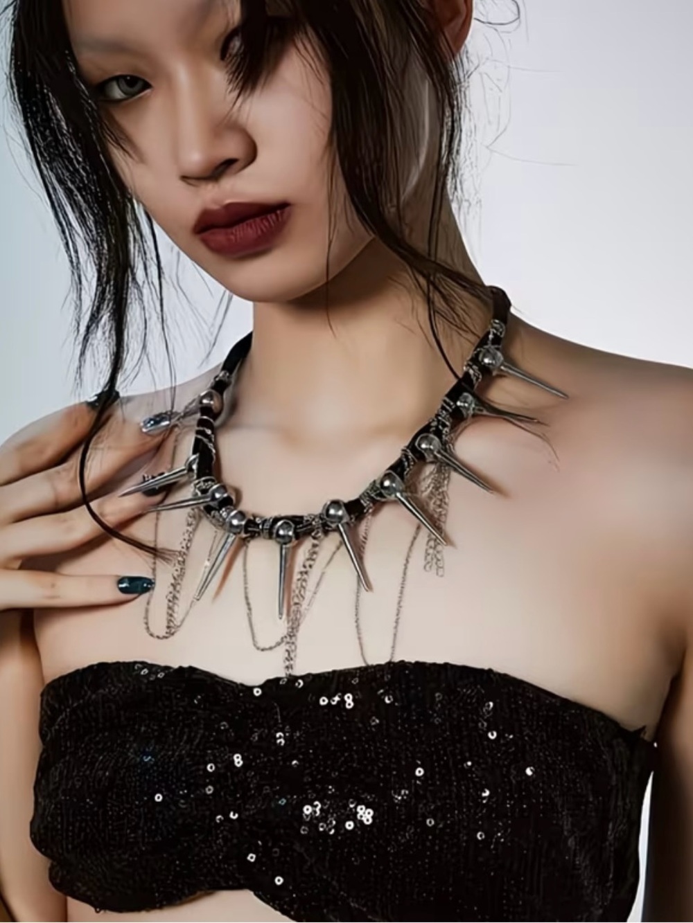 NEW! Edgy Silver Spike Statement Necklace. Sexy Spike Choker. 🪡 (A1-44)